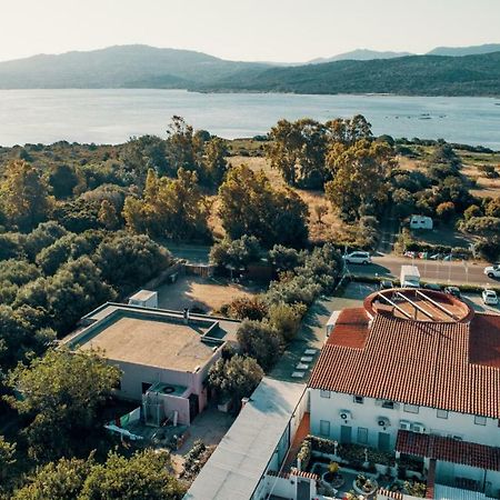 Hotel Il Timone Куняна Екстериор снимка