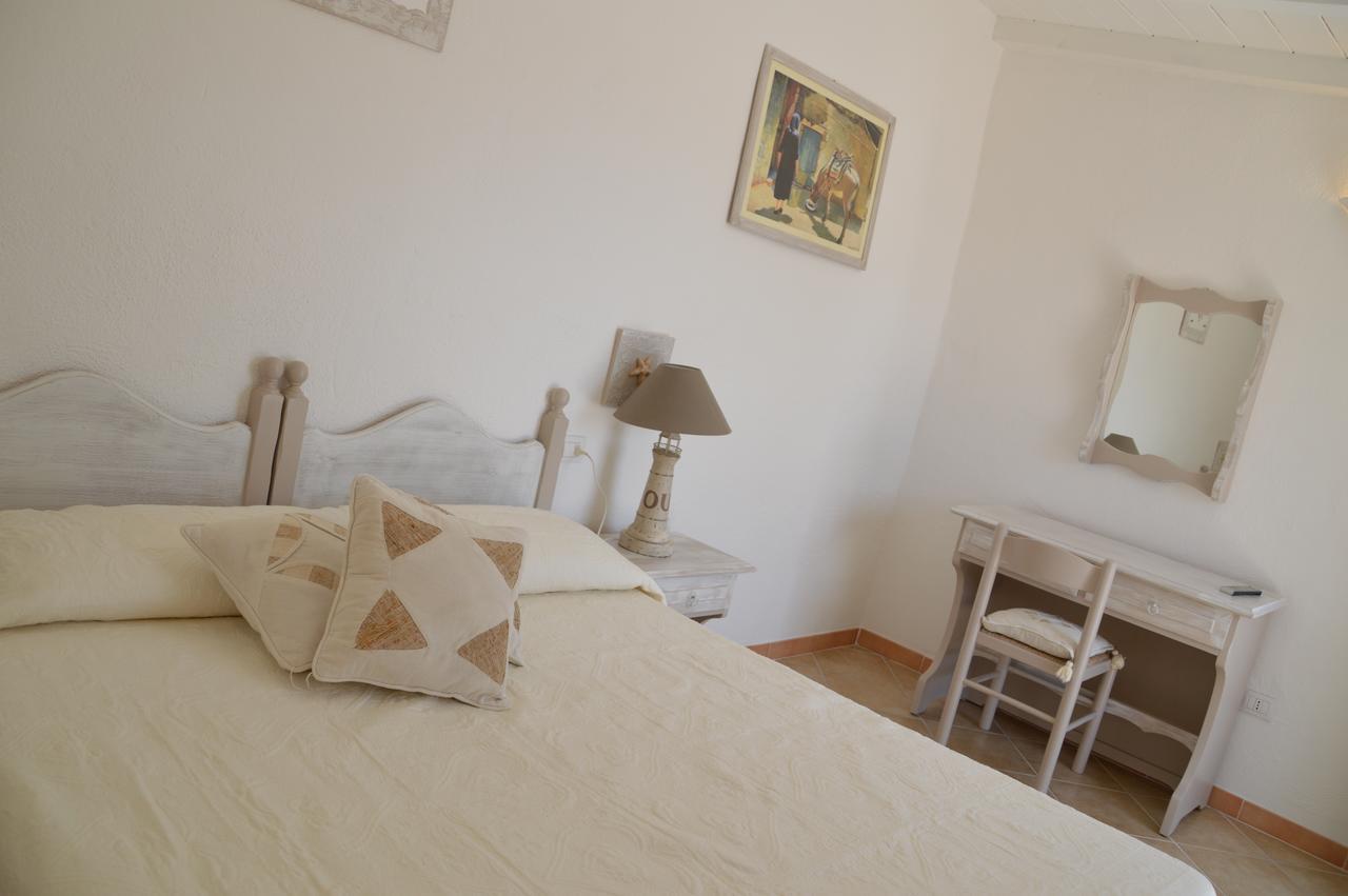 Hotel Il Timone Куняна Екстериор снимка