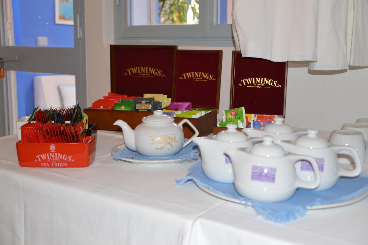 Hotel Il Timone Куняна Екстериор снимка